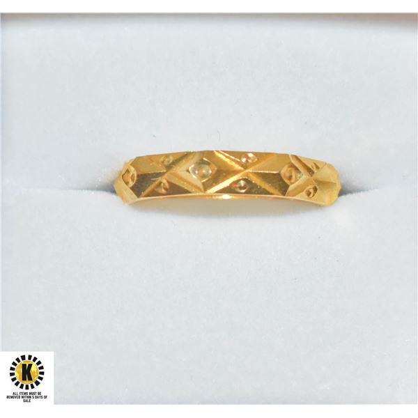 SIZE 7 GOLD TONE RING