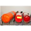 Image 1 : LOT OF 3 ASSORTED SIZE CHARGED FIRE EXTINGUISHERS