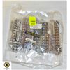 Image 1 : BAG OF 12 ASSORTED COLOUR MAGNETIC BRACELETS