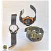 Image 1 : FLAT OF 3 WATCHES INCLUDING KODIAK & DICKIES