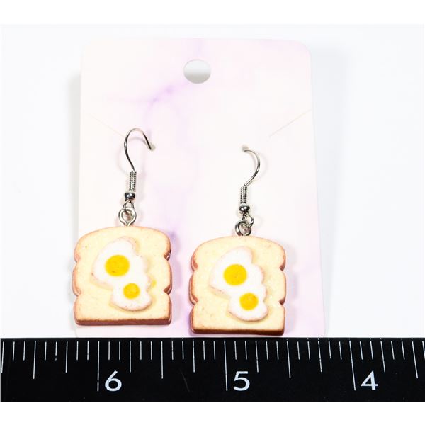 NEW EGGS AND TOAST THEME DROP EARRINGS