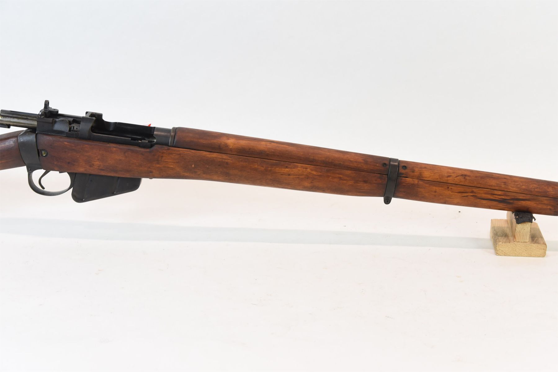 Lee Enfield Model No.4 Mk.1* Rifle - Landsborough Auctions