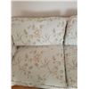 Image 3 : Floral Loveseat