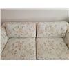 Image 3 : Floral Loveseat