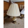 Image 1 : 2 Vintage Lamps