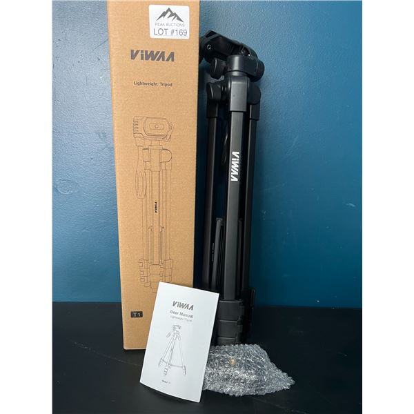 Lot of 1 T1 Professional Lightweight Tripod Stand