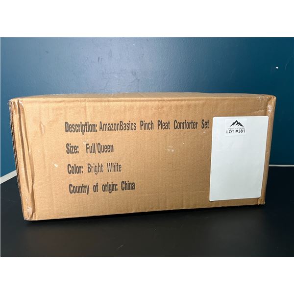 Lot of 1 Full/Queen AmazonBasica Pinch Pleat Comforter Bedding Set - Bright White