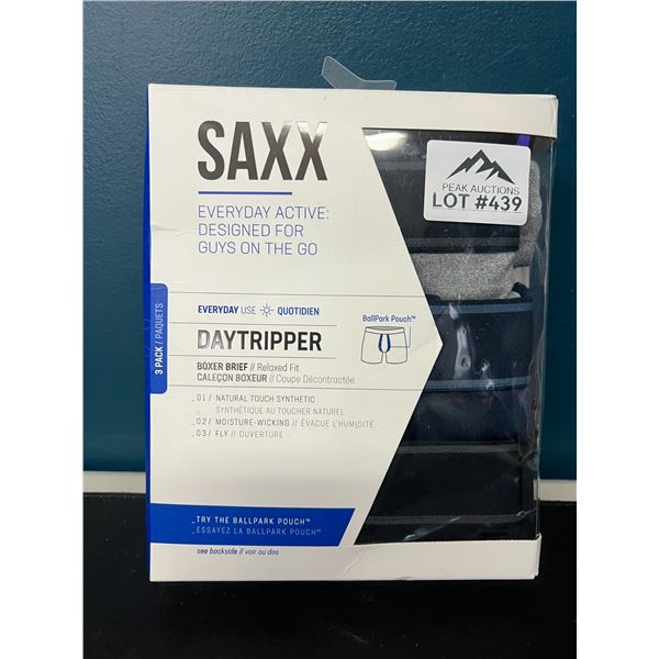 Lot of 1 Pack of SAXX Daytripper Boxer Briefs (Medium) - 3pack