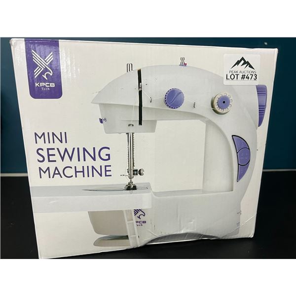 Lot of 1 Mini Sewing Machine