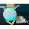 Image 3 : Lot of 1 Colour Changing Moon Light/Lamp w/ Remote Control - Rechargeable