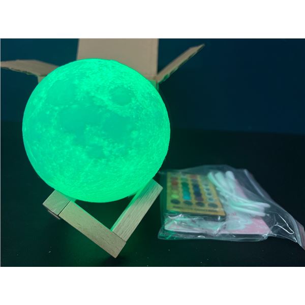 Lot of 1 Colour Changing Moon Light/Lamp w/ Remote Control - Rechargeable