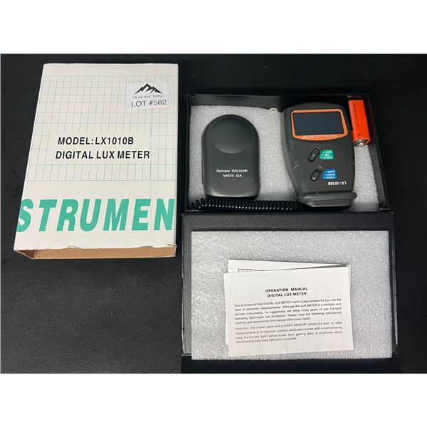 Lot of 1 digital Lux Meter