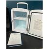 Image 2 : Lot of 1 AstroAI Portable Mini Fridge (White) - 4L/6 Can