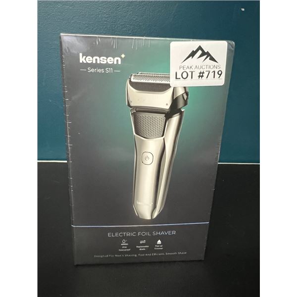 Lot of 1 Kensen Electric Shaver