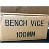 Image 2 : Lot of 1 Bench Vice