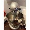 Image 2 : Kitchen Aid Mixer with Bowl - no attachments