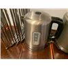 Image 3 : Kitchen Aid Extra long Toaster & cordless kettle