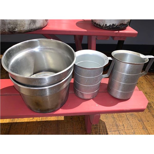 Lot of 4 - Soup Pot inserts and Aluminum Measure Pitchers