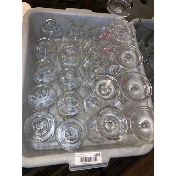 Lot of Bar Glassware assorted Highball & wine glasses as shown