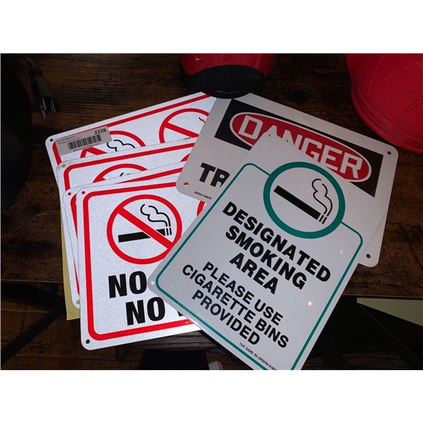 Lot of NEW Metal Signs as shown