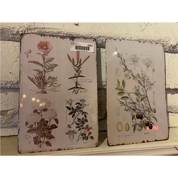 Lot of 2 Metal Decor Signs