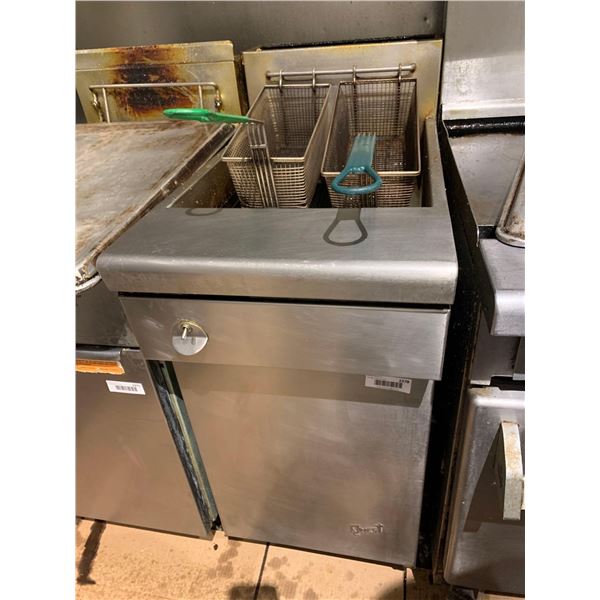 Quest Model MV/130 Stainless Double Basket Deep Fryer