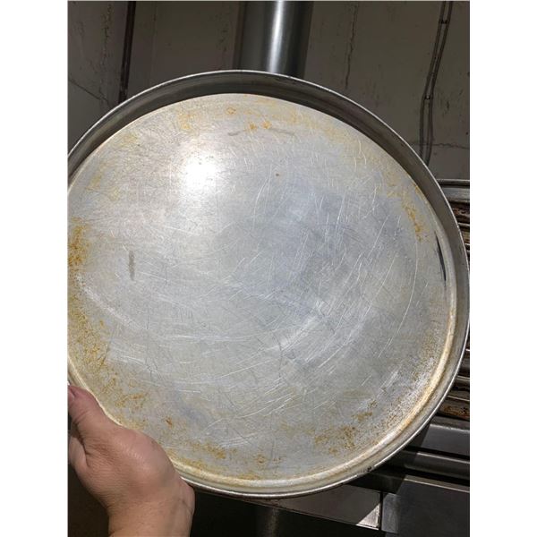 Aluminum Pizza Pans 18 inch Lot of 16