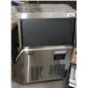 Image 1 : Vevor Stainless Steel Compact Ice maker