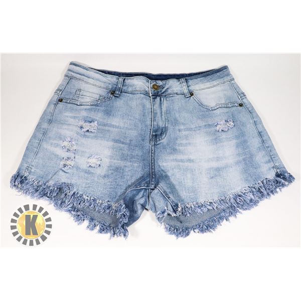 WOMENS CUT OFF DENIM SHORTS SIZE L