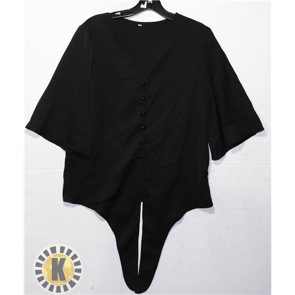 WOMENS M BLACK BLOUSE