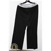 Image 1 : WOMENS COMFY SPORT PANTS SIZE M