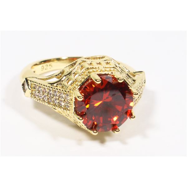 NEW GOLD TONE RING WITH RED RHINESTONE SIZE 8