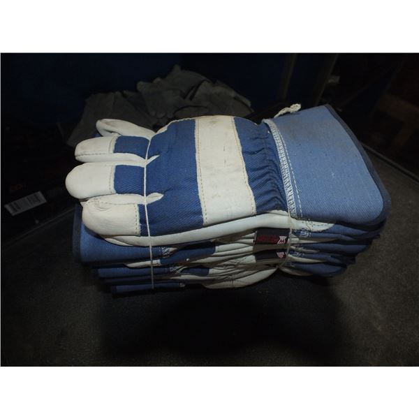 6 Pairs Of Work Gloves