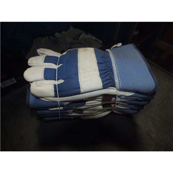 6 Pairs Of Work Gloves