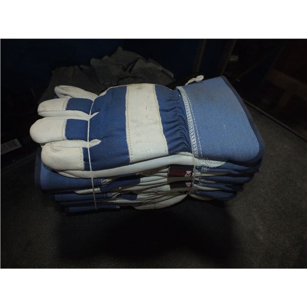 6 Pairs Of Work Gloves