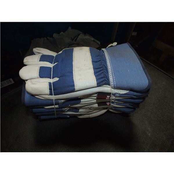 6 Pairs Of Work Gloves