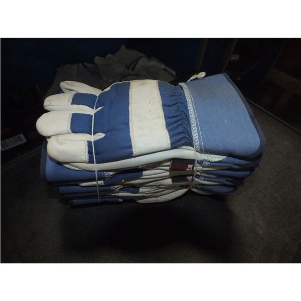 6 Pairs Of Work Gloves