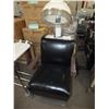 Image 2 : Salon Chair w/ Hair Dryer