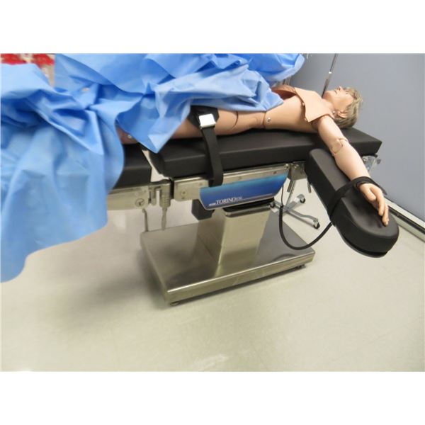 Dretorino Exl Adjustable Surgical Table