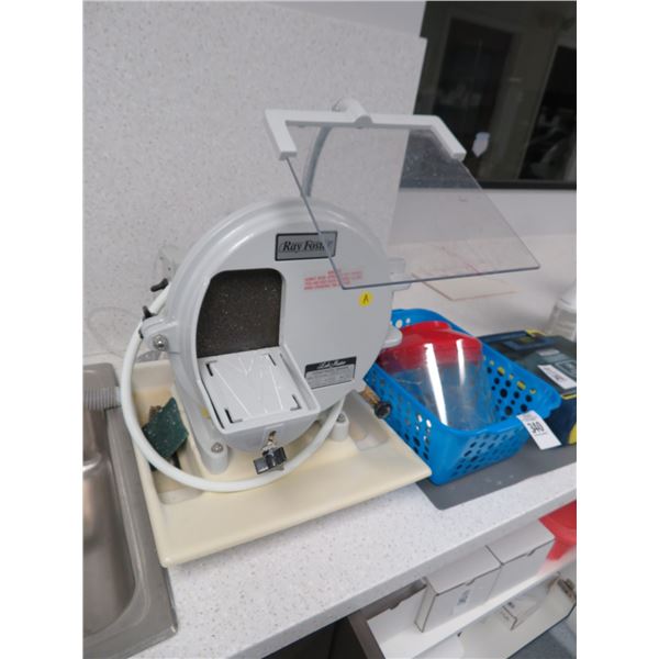 Roy Foster Lab Masks Model Trimmer Model MT10
