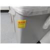 Image 2 : 4-Plastic Waste Cans - 4 X $