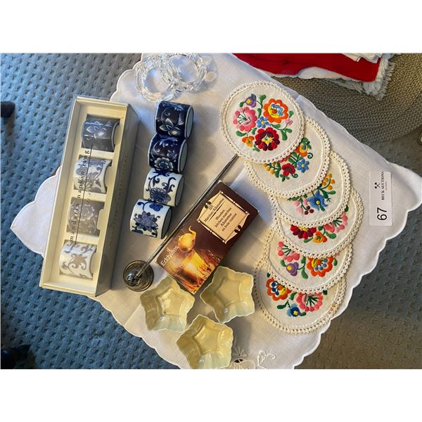 Napkin Holders Embroidered Coasters