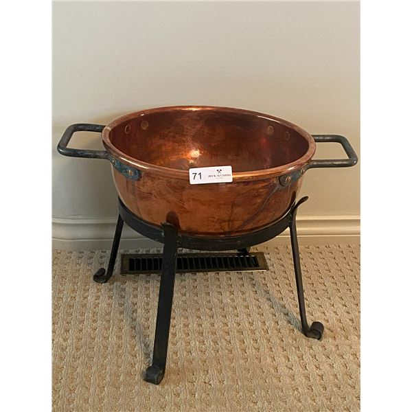 Victorian Copper Cauldron With Stand 15 Across 8H