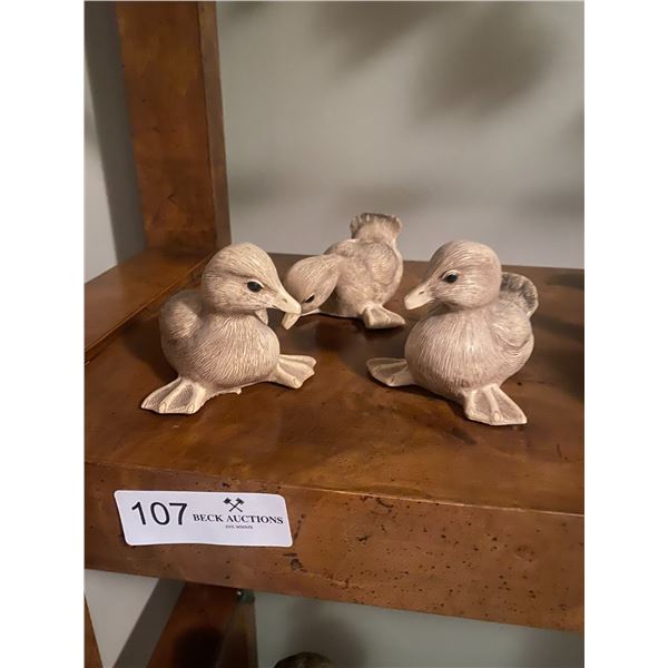 Cute Ducklings Decor