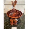 Image 1 : Wood Salad Bowl & Salt & Pepper