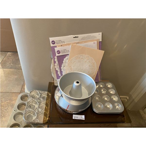 Muffin Tins Baking Pans Collection