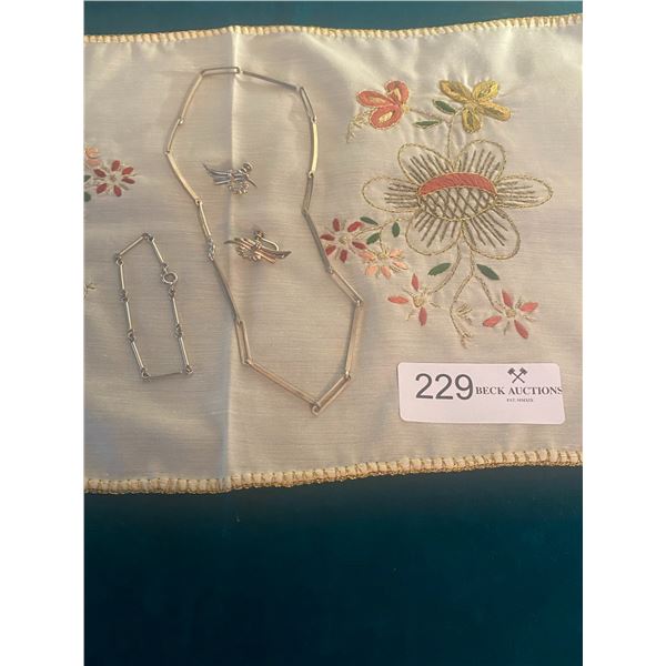 Sterling Jewellry Collection