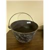 Image 1 : Victorian Cast Iron Cauldron 10"