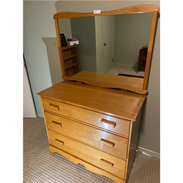 Vilas Maple 3 Draw Dressor