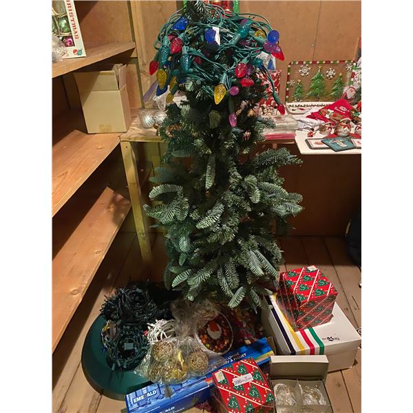 Christmas Tree With Ornaments